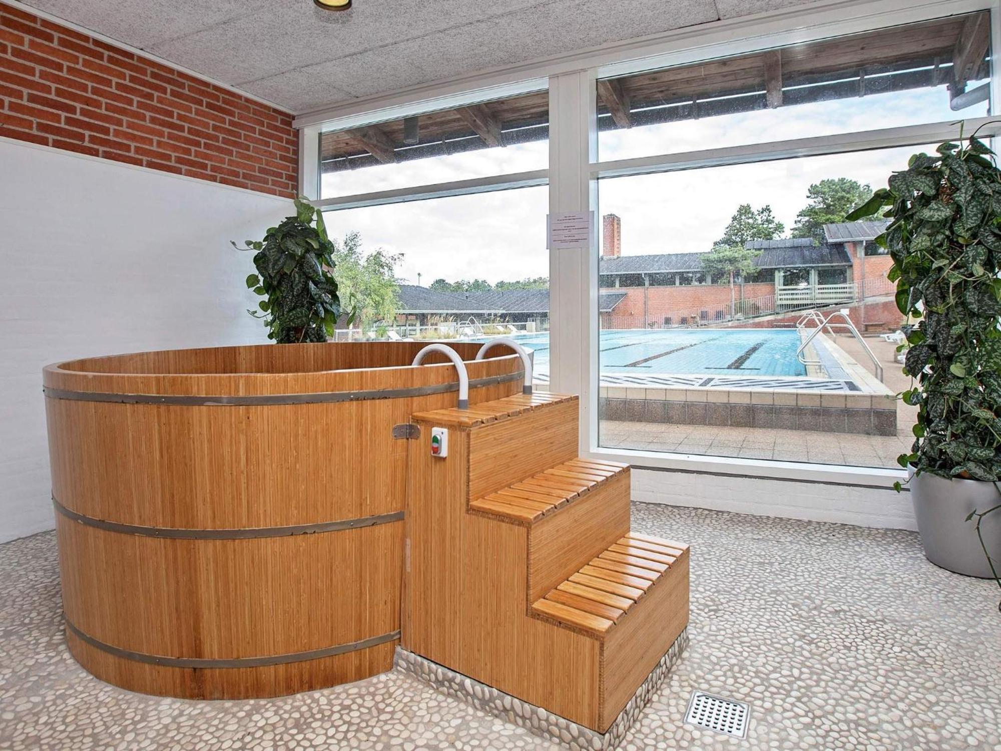 6 Person Holiday Home On A Holiday Park In กิลล์ลาย ภายนอก รูปภาพ